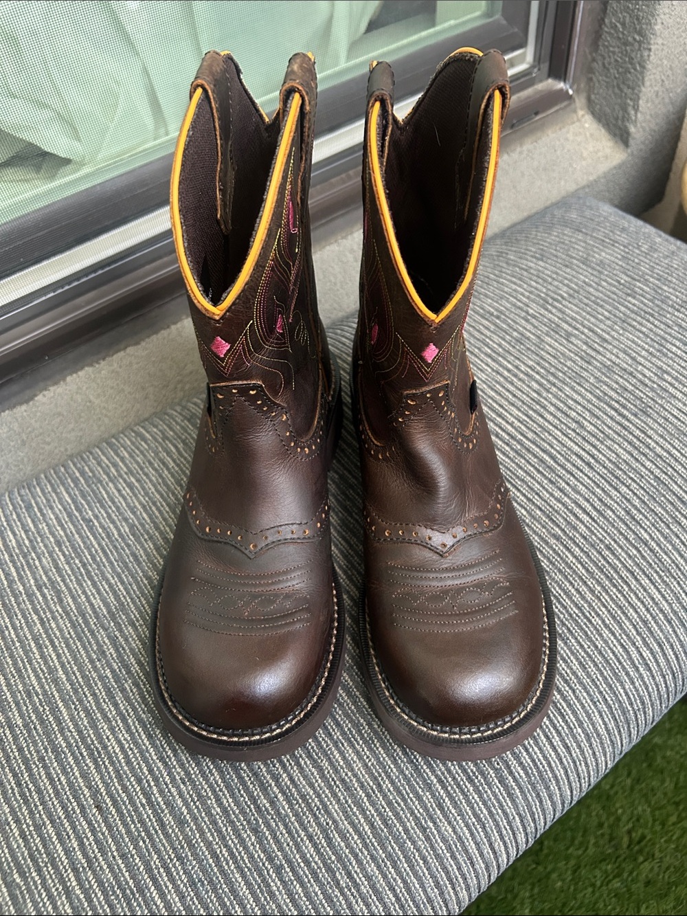 Justin Women's Gypsy 8" Western Boots - Dark Brown size 9B - Picture 3 of 7